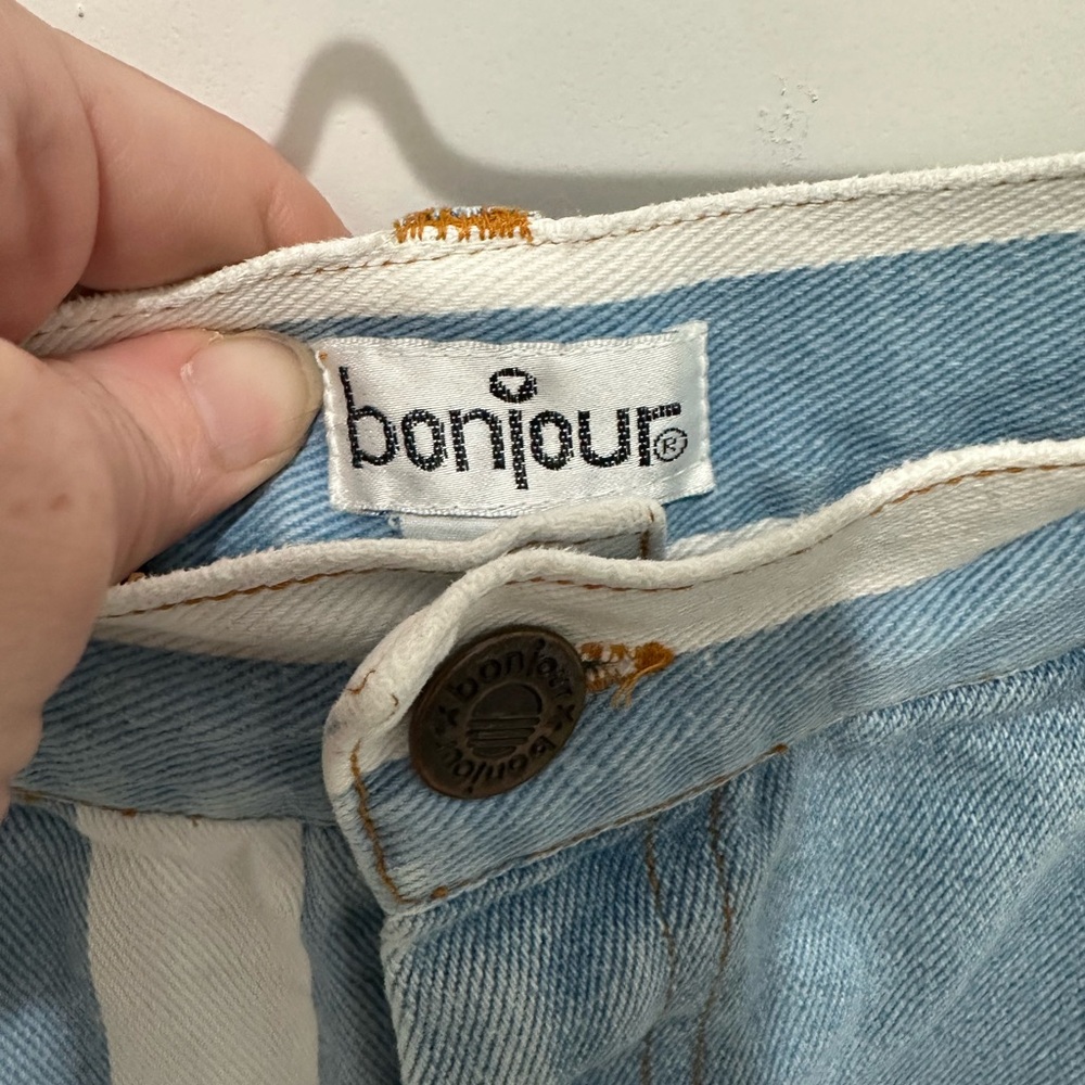 Vintage 80s Bonjour Light Wash Denim Jeans with White Trim
